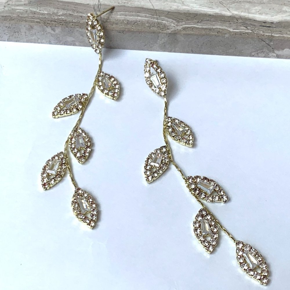 NEW~ Anthropologie BHLDN Long Crystal Vine Gold Earrings
